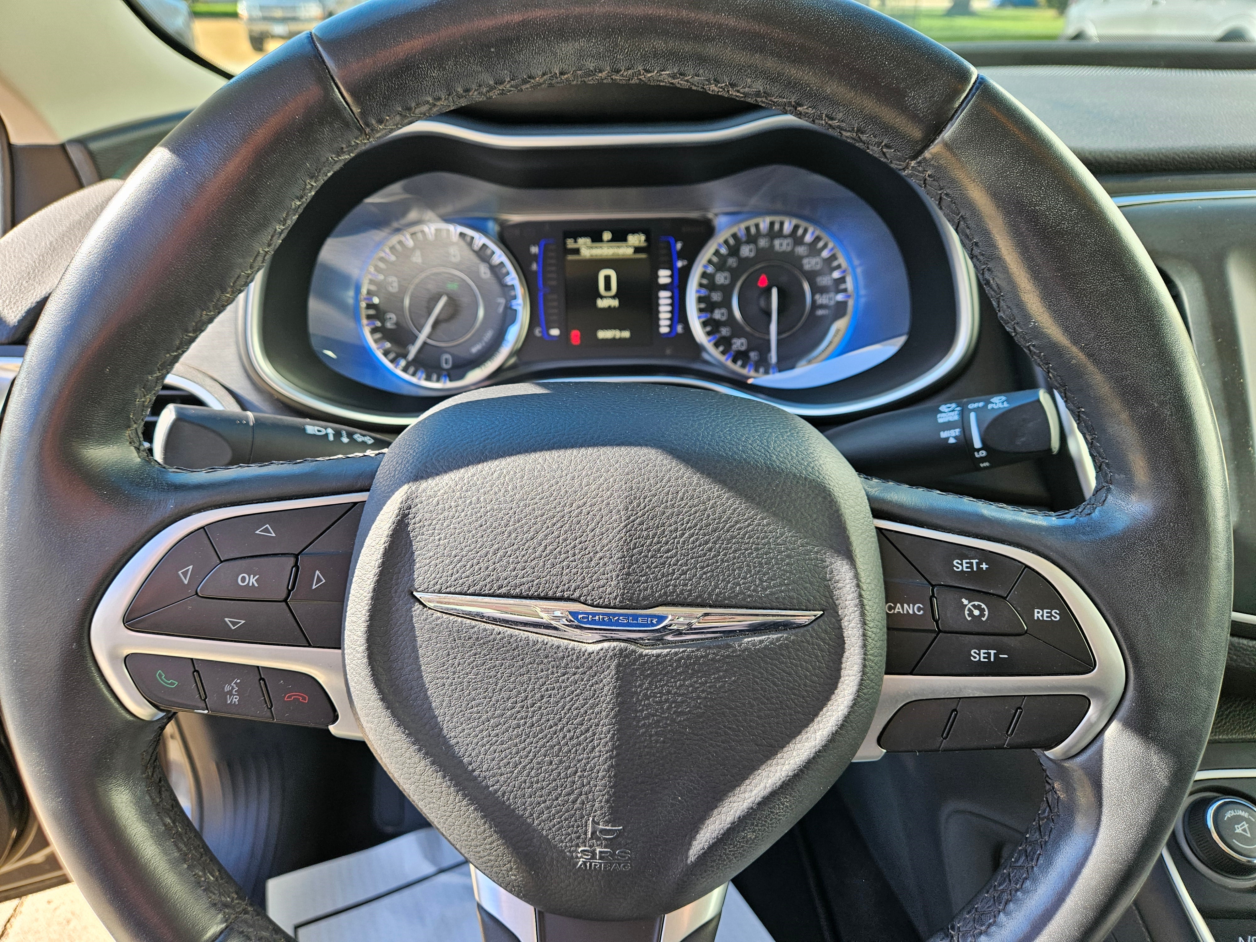 2015 Chrysler 200 LIMITED Base